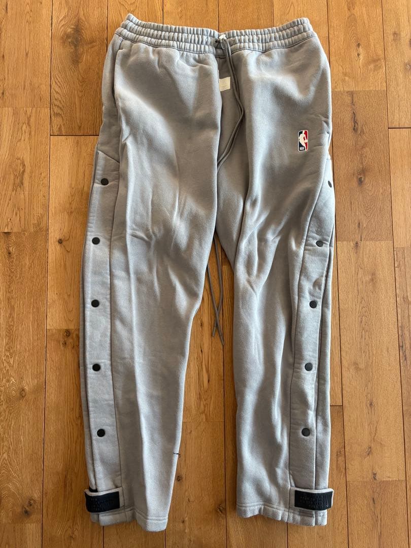 NIKE NBA フリースパンツ グレーfear of godフィアオブゴッド