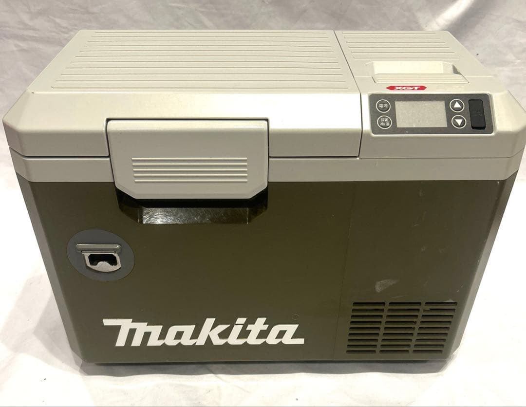 マキタ　充電式保冷温庫　CW003G