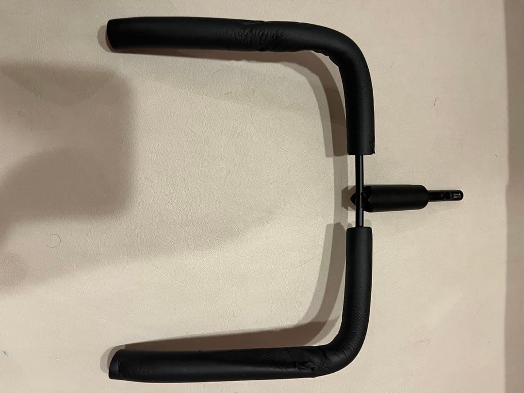 沖縄三線　ケース　楽譜　スタンド　チューナー付き　全長約７８cm 値下げしました