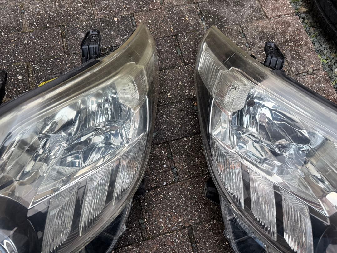 20アルファード 後期　ヘッドライト