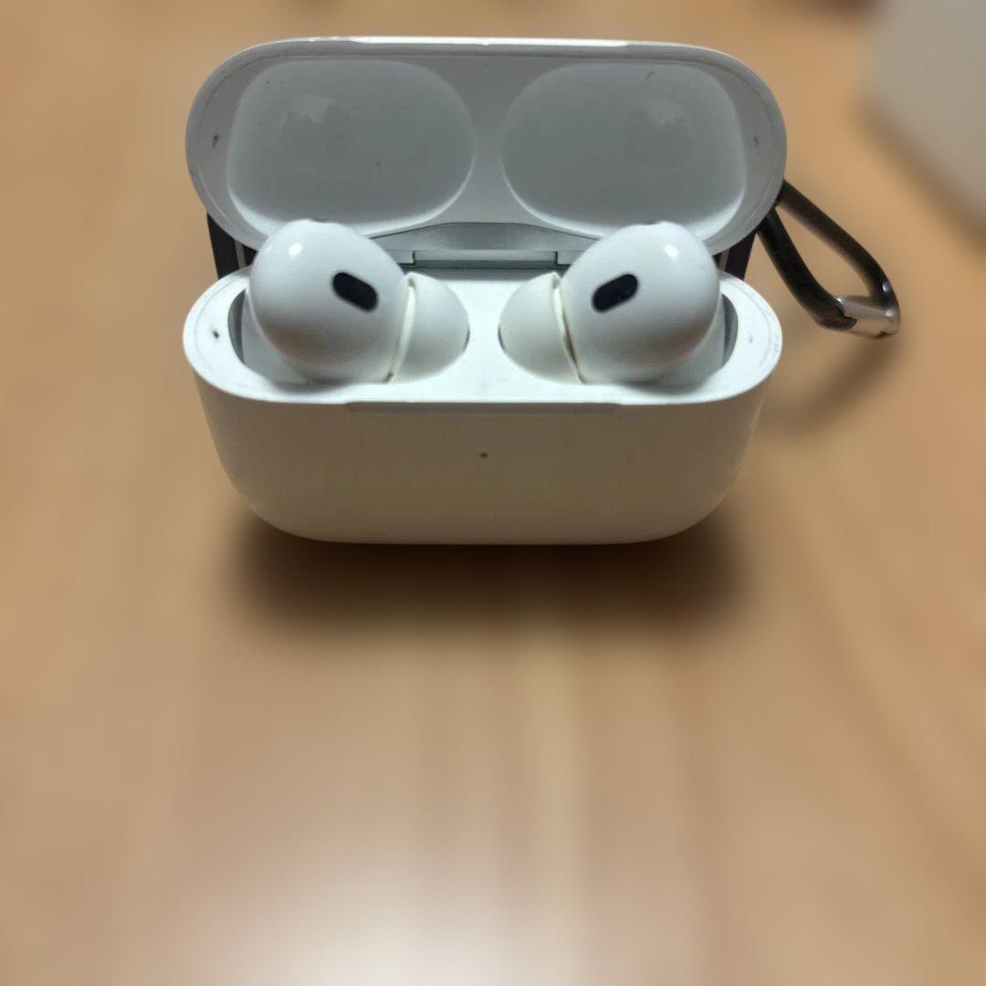 AirPods本体 充電ケース付き ホワイト