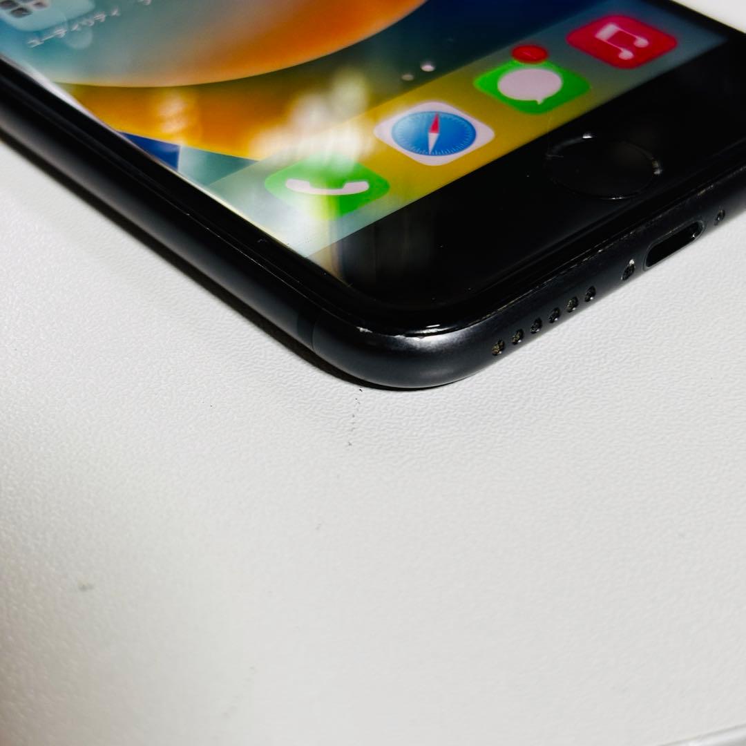 【極美品】SIMフリー iPhone 8 スペースグレイ 64GB