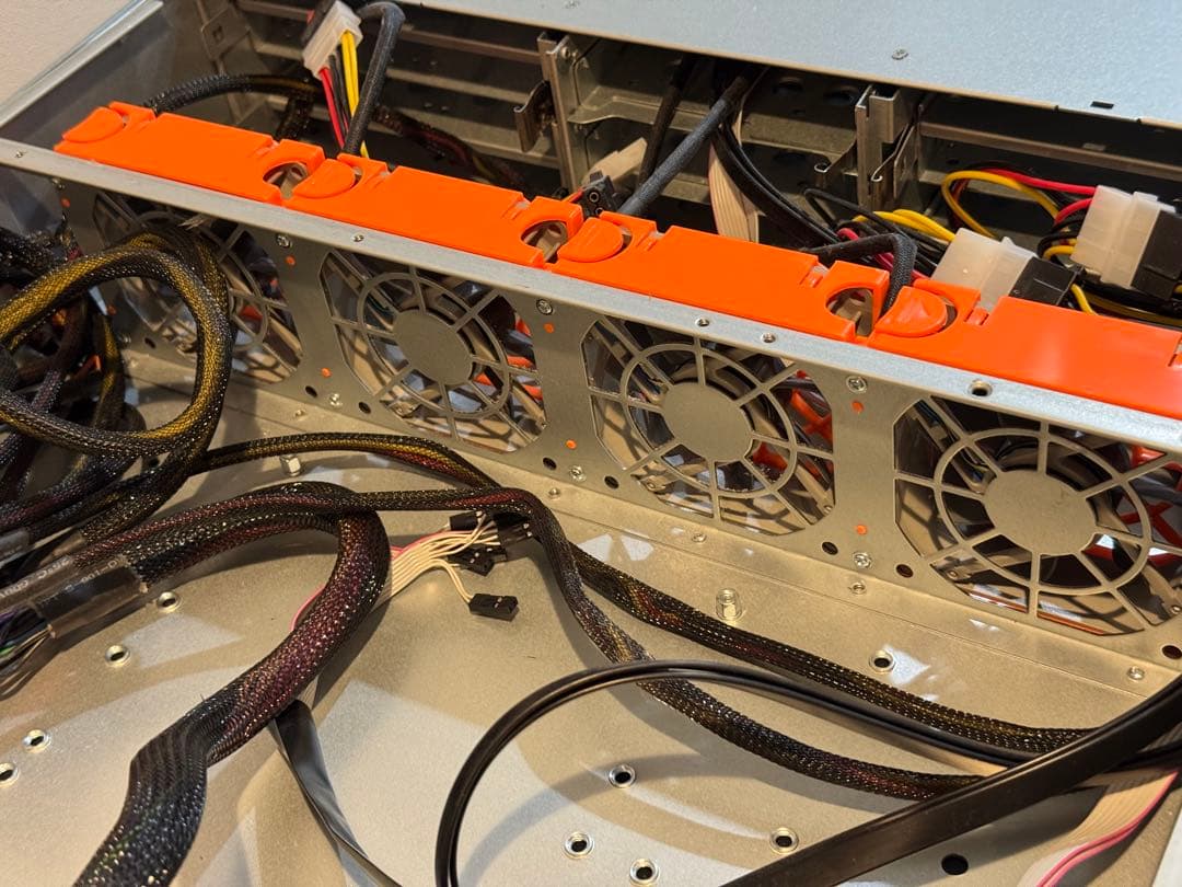 2Uラックマウントケース TGC-F2-650 800W電源 静音ファン交換済