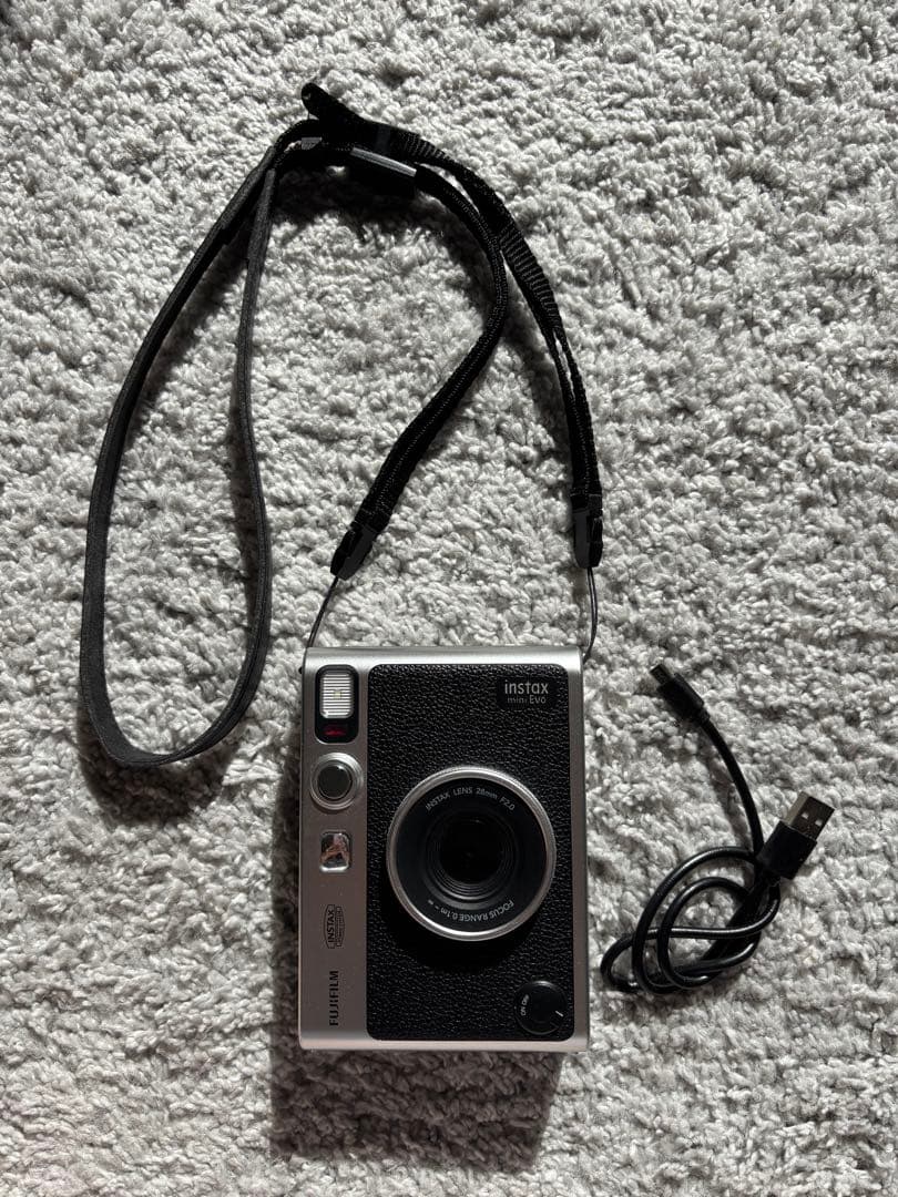 フィルムカメラ FUJIFILM instax mini EVO