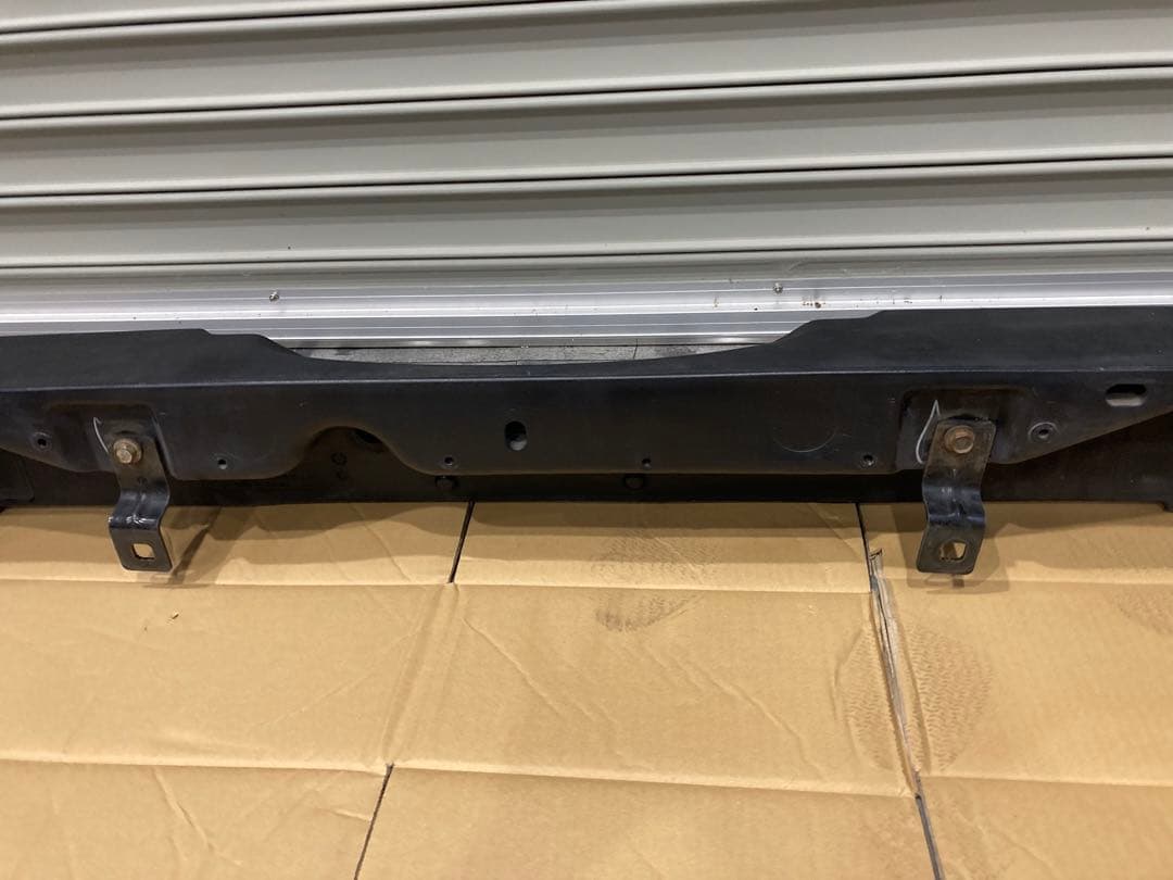 JKラングラー2015 純正リアバンパー、スペアタイヤブラケット一式