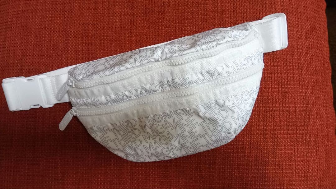 サードマガジン&レスポコラボ　ほぼ新品