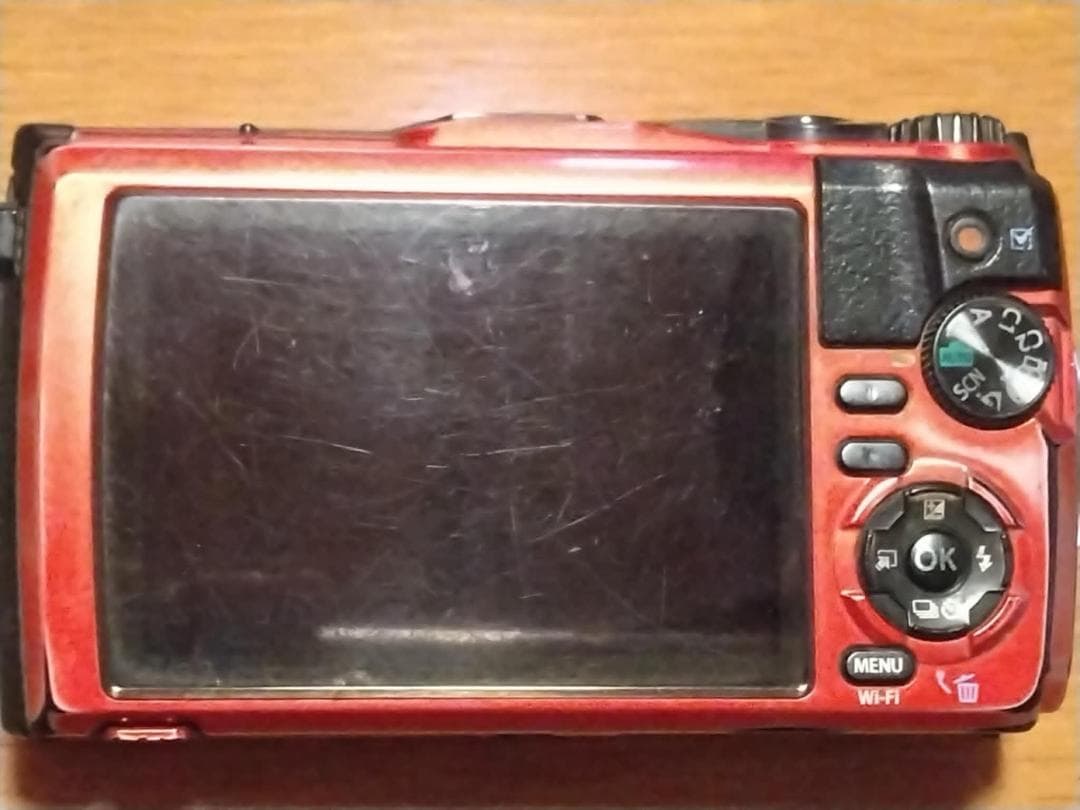 OLYMPUS Tough TG-6 コンパクトデジタルカメラ レッド