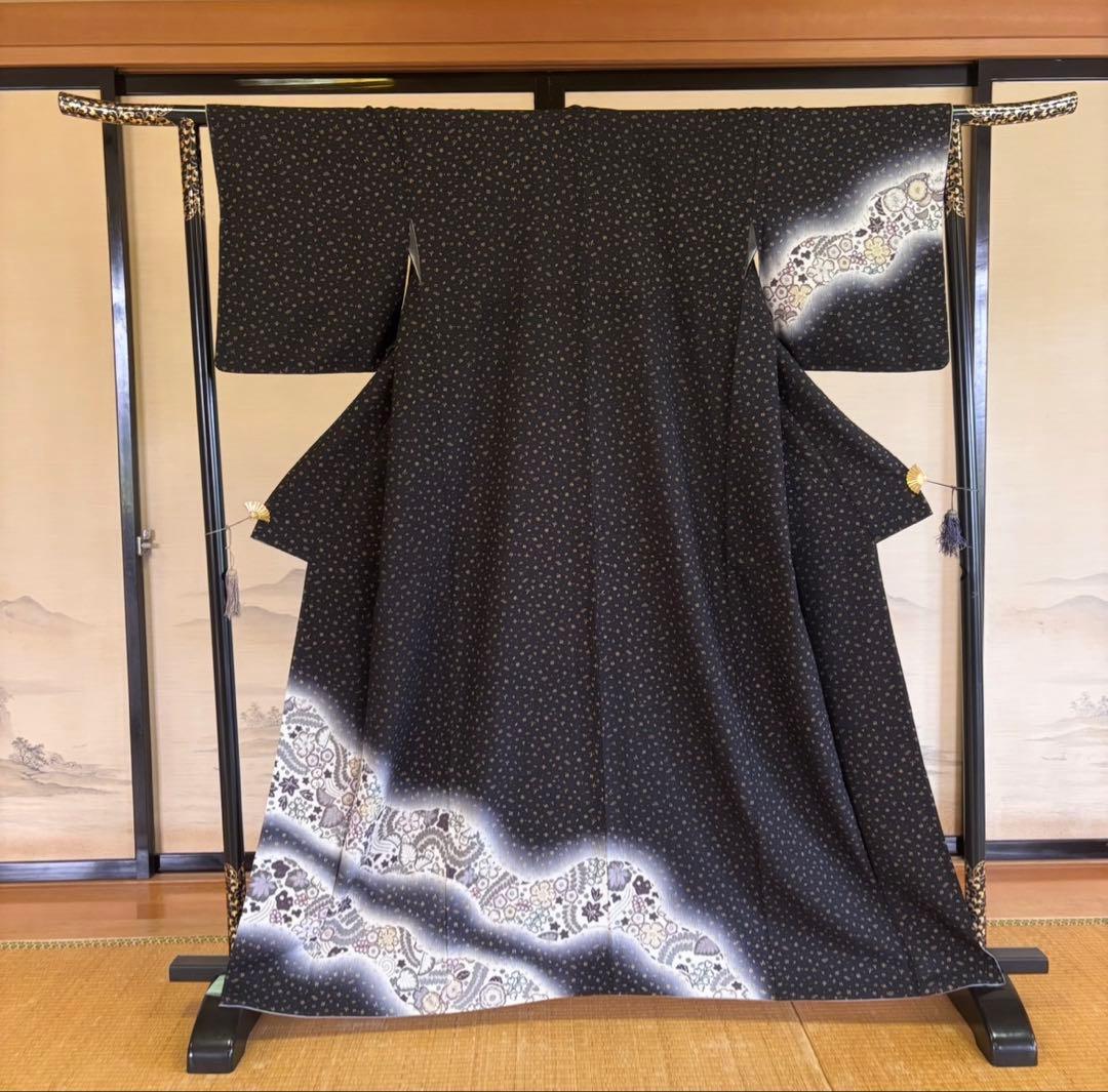 C- 408▲tall size 正絹　黒地　辻ヶ花付け下げ訪問着　丈168cm