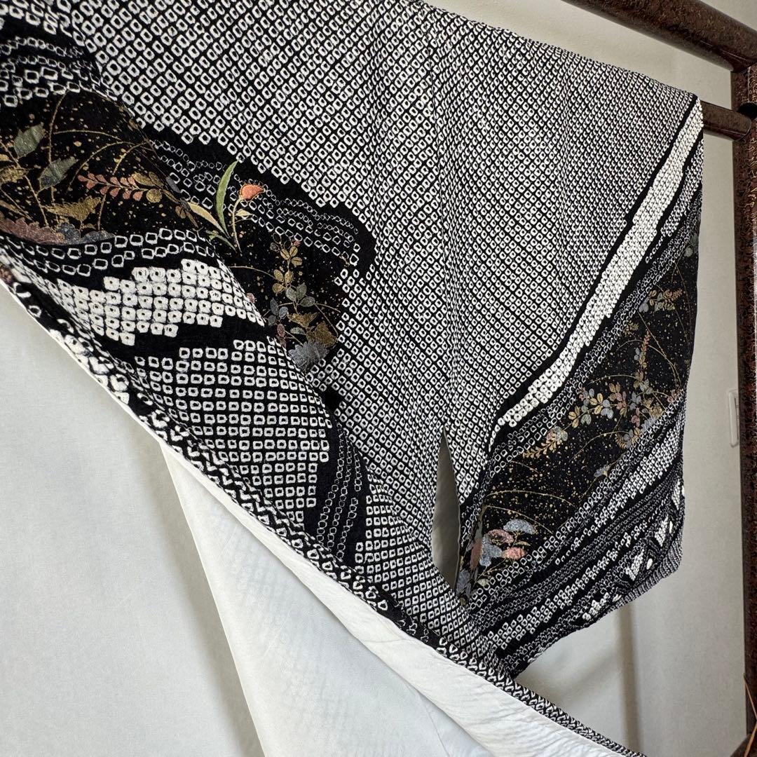 超美品　正絹　袷　訪問着　着物　168裄65 黒　総絞り　刺繍　トール　花柄