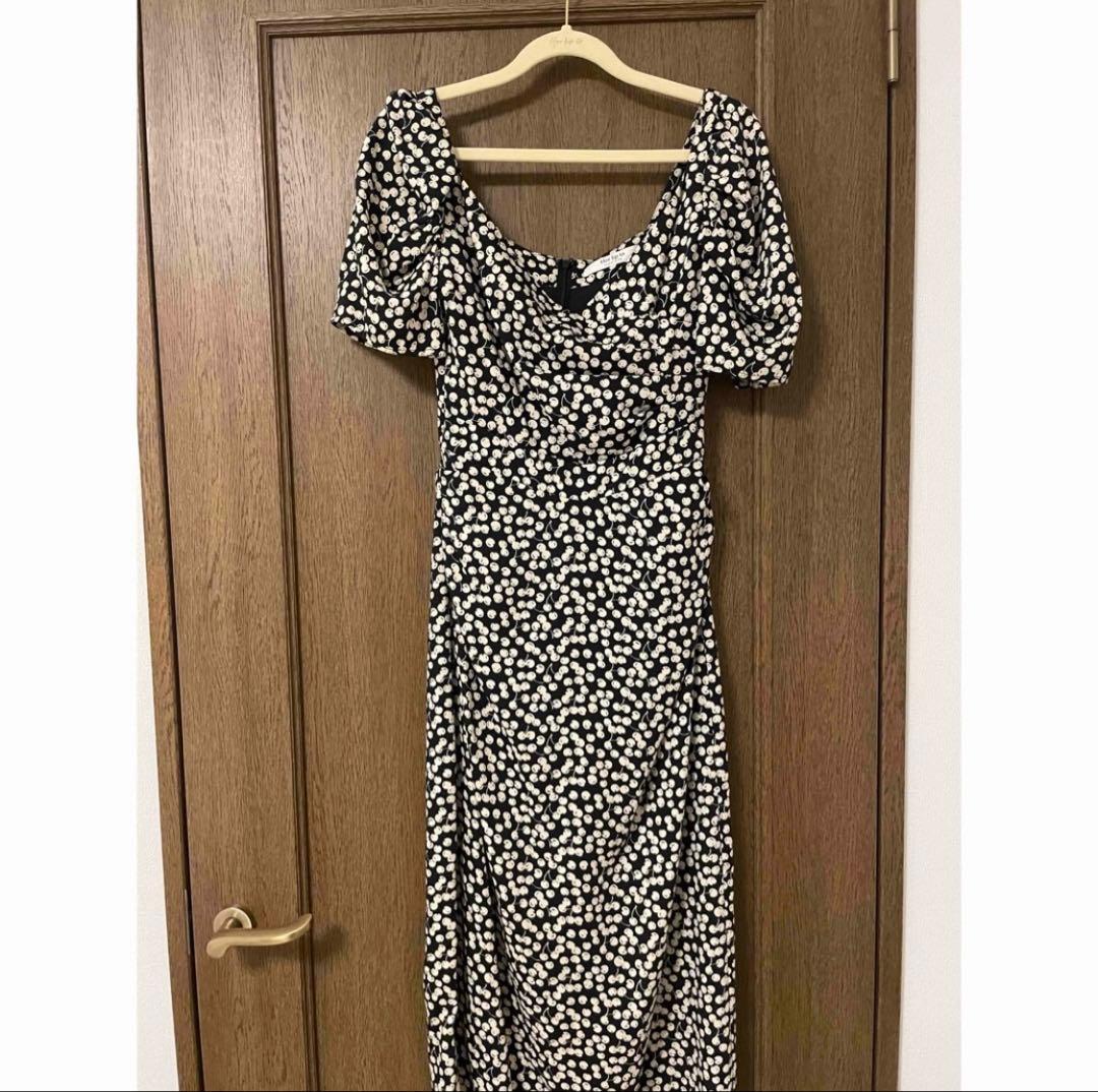 herlipto チェリーワンピ