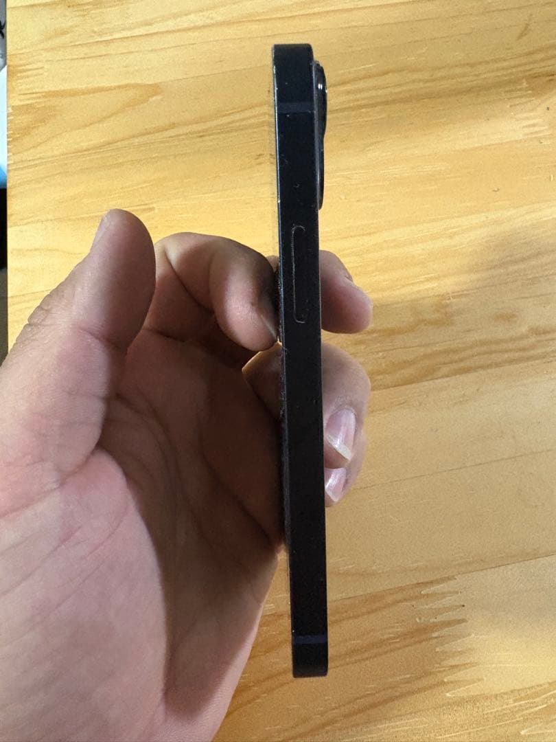 Apple iPhone 13 ミッドナイト　MINI