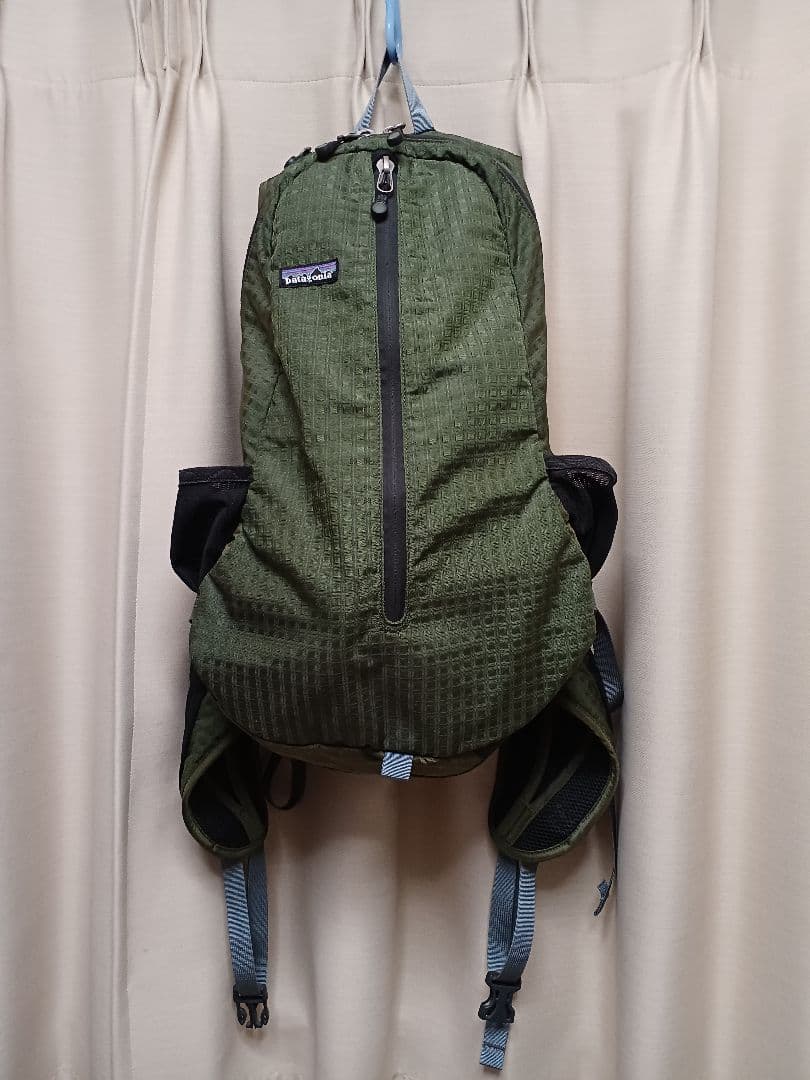 Patagonia リュック オリーブグリーン