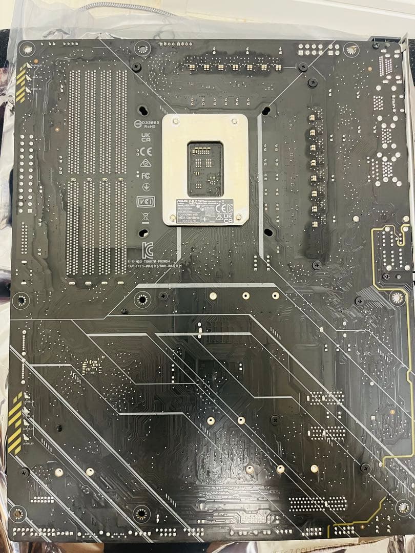 マザーボード ASUS TUF GAMING H670-PRO WIFI D4