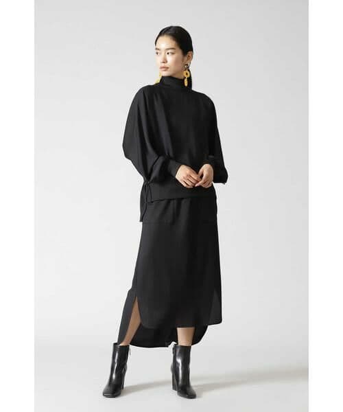 ADORE ハイネック　プルオーバー　未使用タグつき