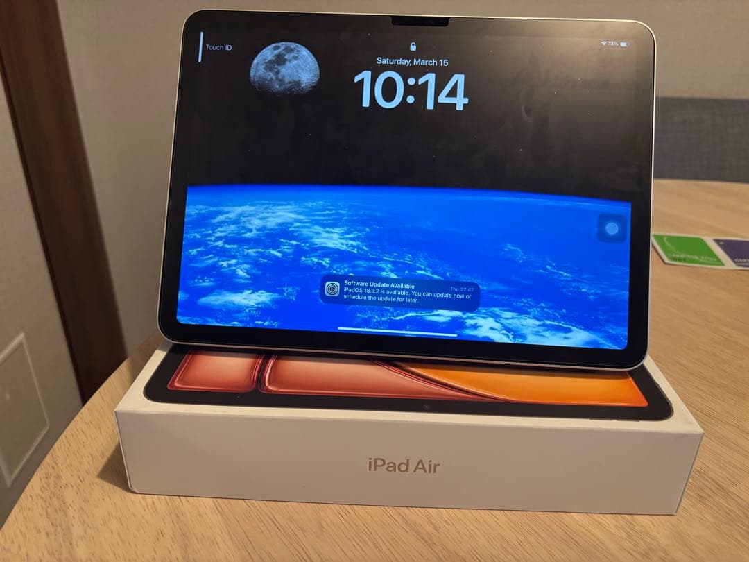 Apple iPad Air M2 11インチ スターライト