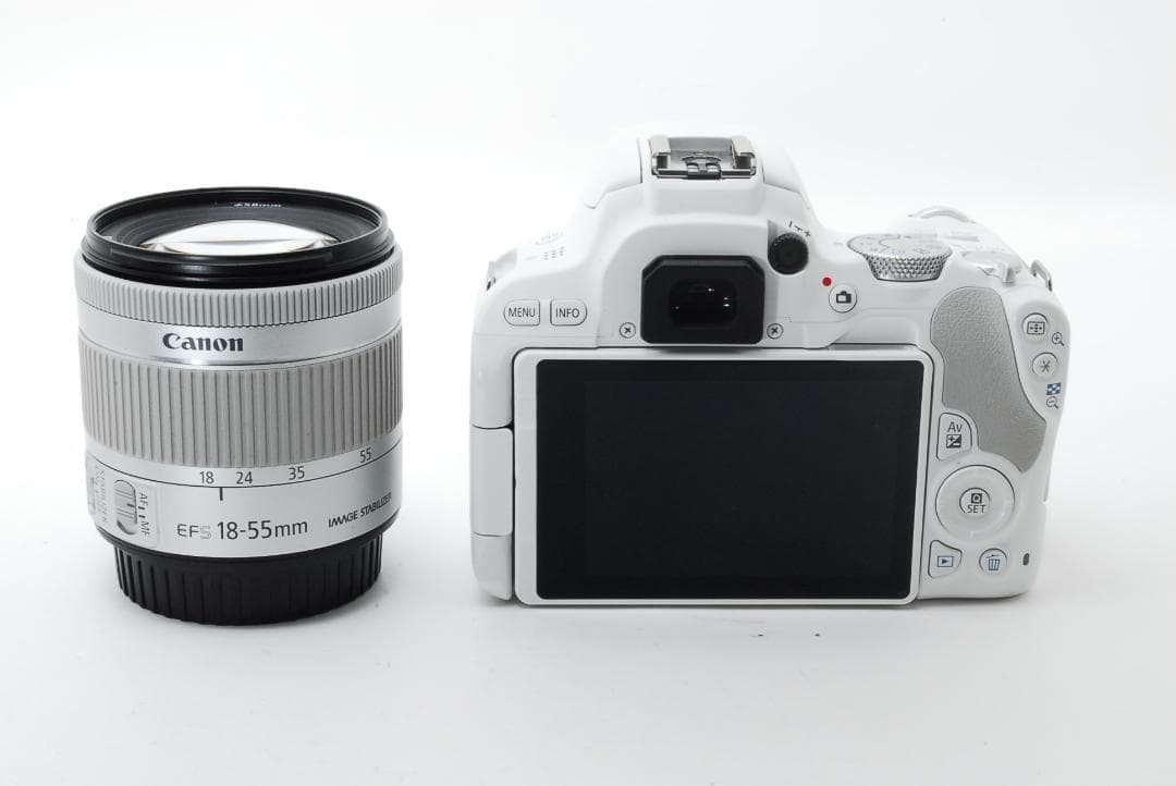 Canon Kiss X9 白 レンズキット 三脚バッグ付