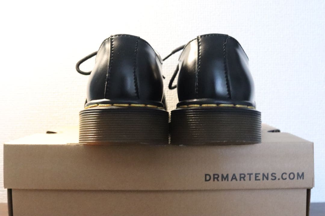 【メル20600】Dr. Martens ブラック レースアップシューズ