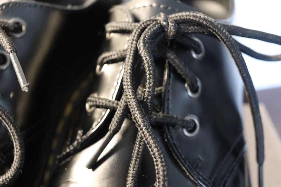 【メル20600】Dr. Martens ブラック レースアップシューズ