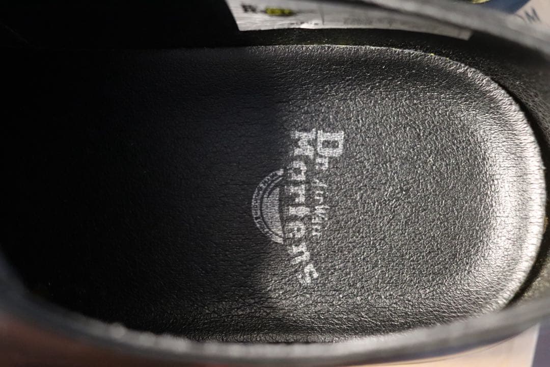 【メル20600】Dr. Martens ブラック レースアップシューズ