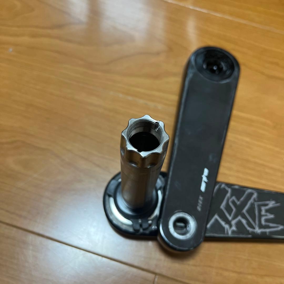 ELILEE / X310 カーボンクランク　24mmスピンドル　165mm