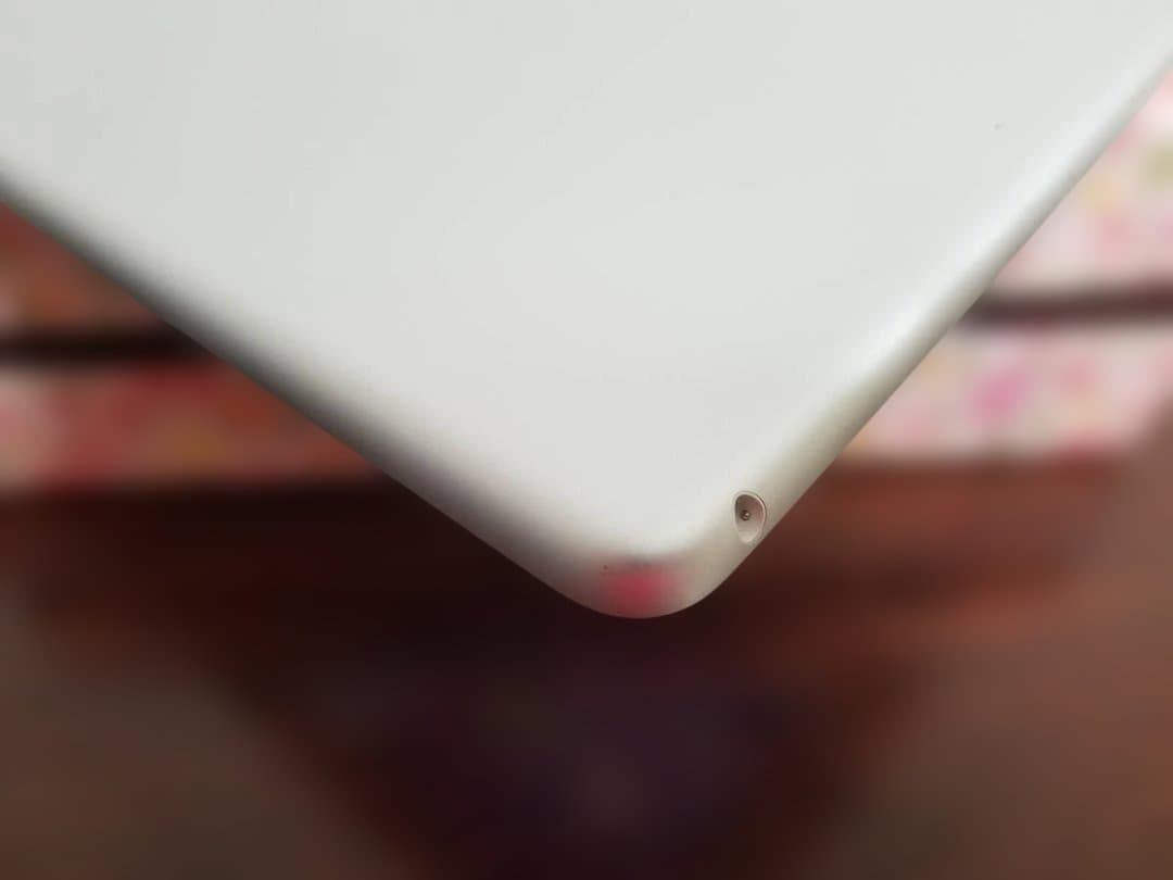 102 美品 iPad 第8世代 10.2 A12◆32GB◆バッテリー99％