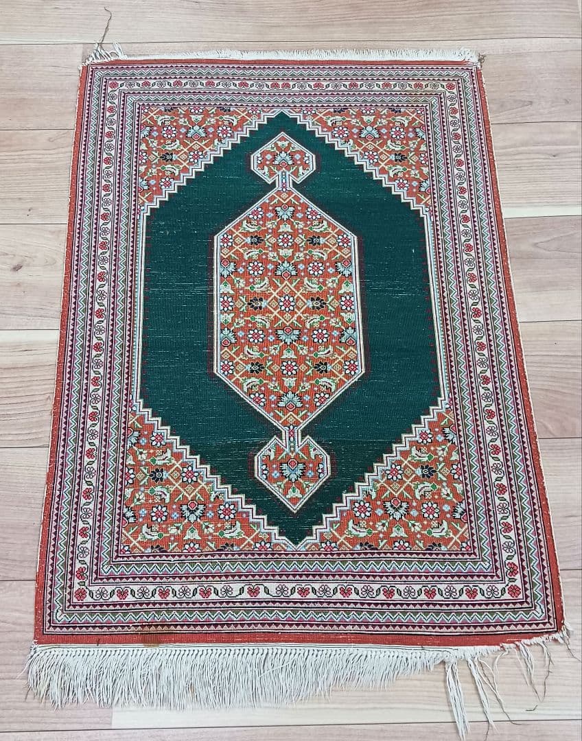 専用Y3250 ペルシャ絨毯 クム産 シルク100% 手織り90万ノット