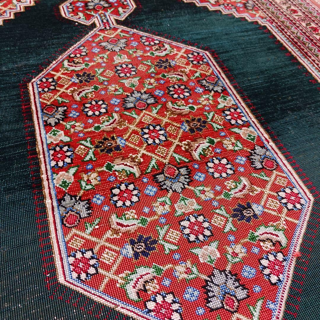 専用Y3250 ペルシャ絨毯 クム産 シルク100% 手織り90万ノット