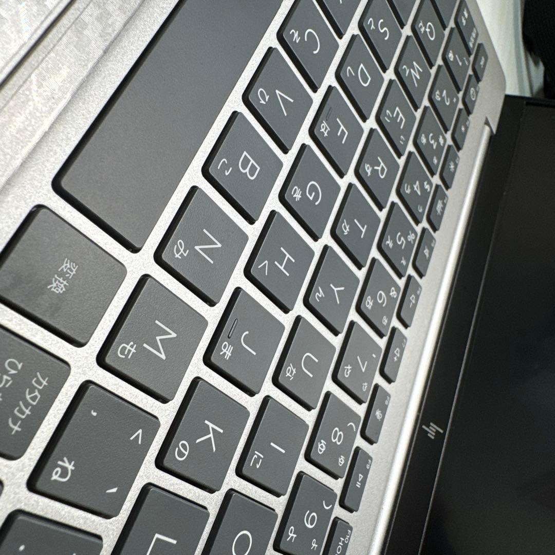 （美品）hp pavilion aero 13 bg 8640U シルバー