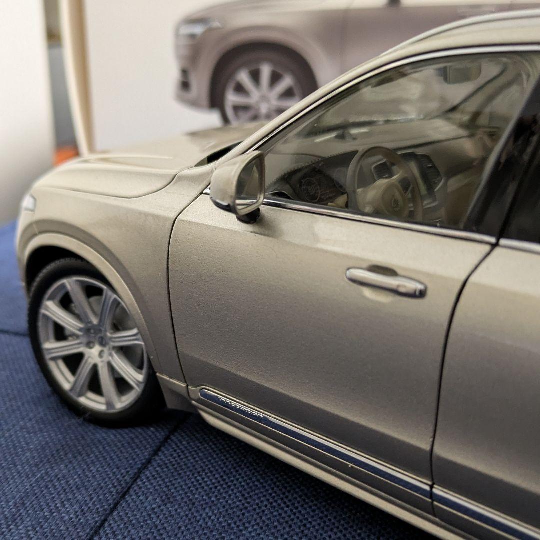 ボルボ　 XC90 ミニカー 1/18　修復あり　ジャンク