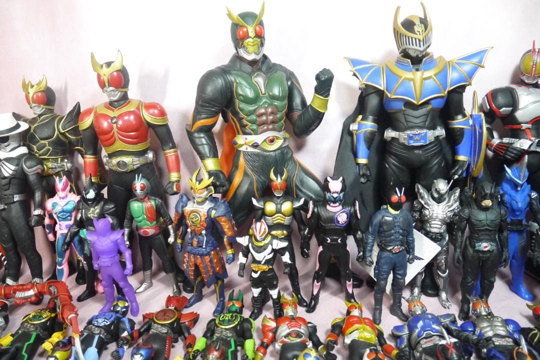 ライダーヒーローシリーズ　ビッグサイズソフビフィギュア　96体セット