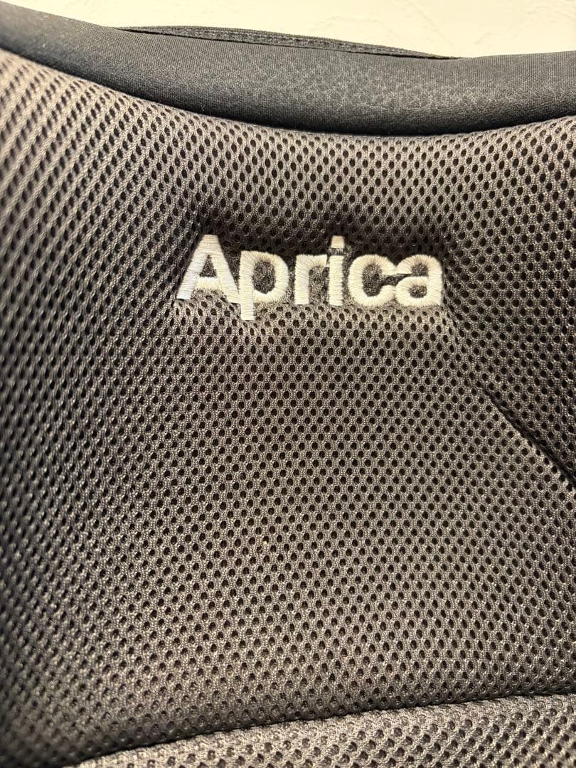 Aprica チャイルドシートISOFIX(付属品全てあり)