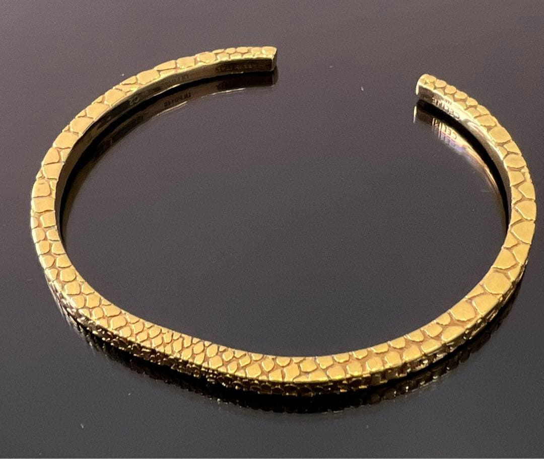 CELINE / セリーヌ | クロコエンボス バングル | ゴールド