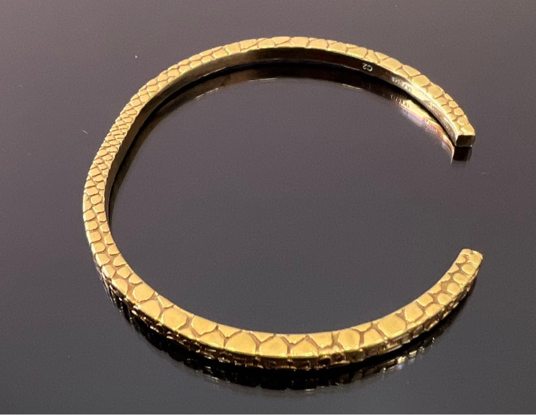 CELINE / セリーヌ | クロコエンボス バングル | ゴールド