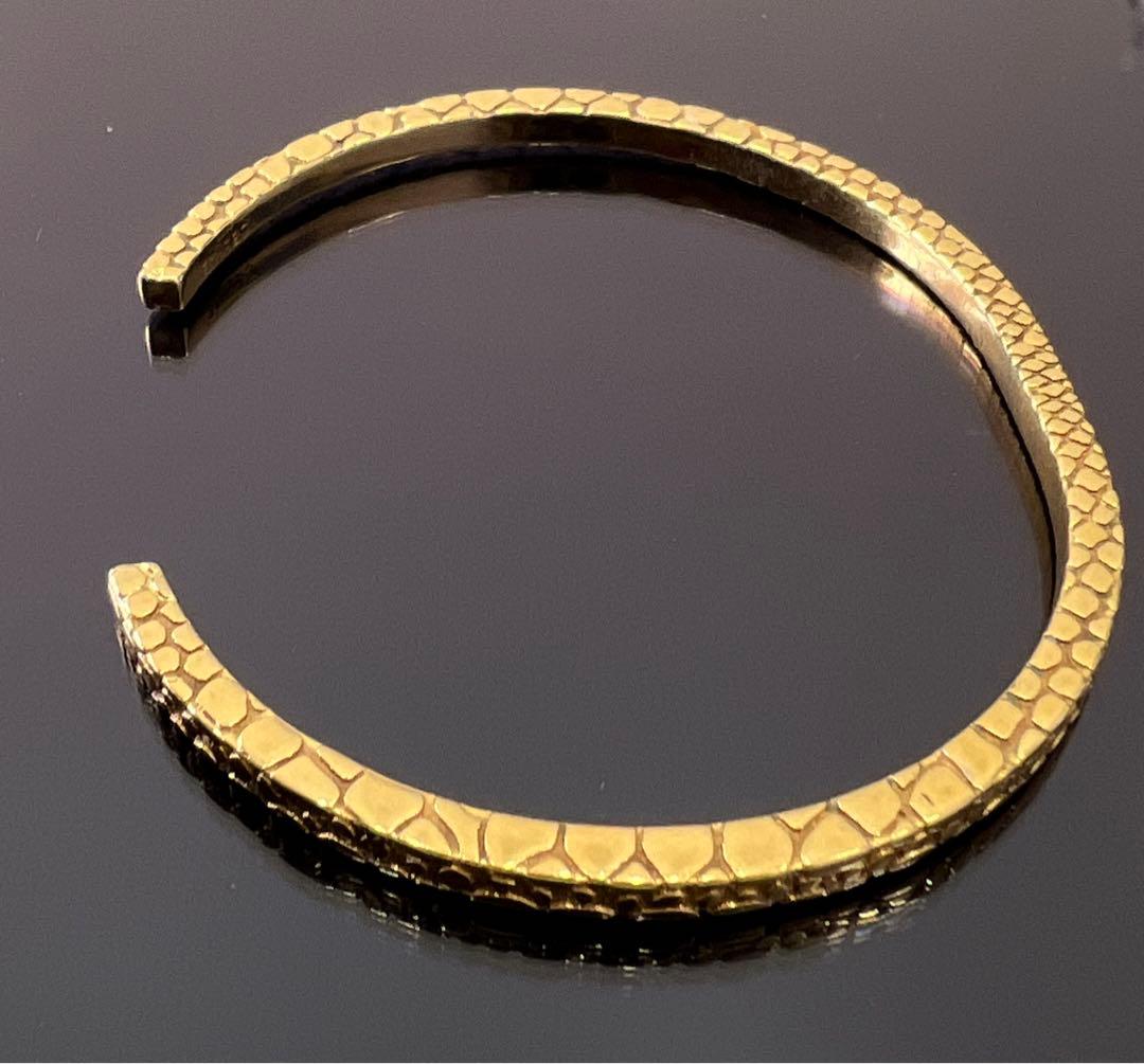 CELINE / セリーヌ | クロコエンボス バングル | ゴールド