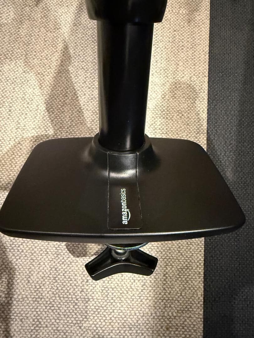 Amazonベーシック モニターアーム ディスプレイタイプ 32インチブラック