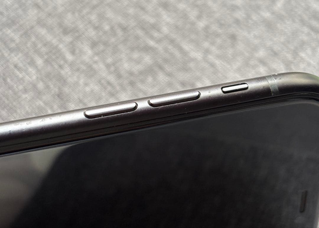 Apple iPhone XR 64GB SIMフリー