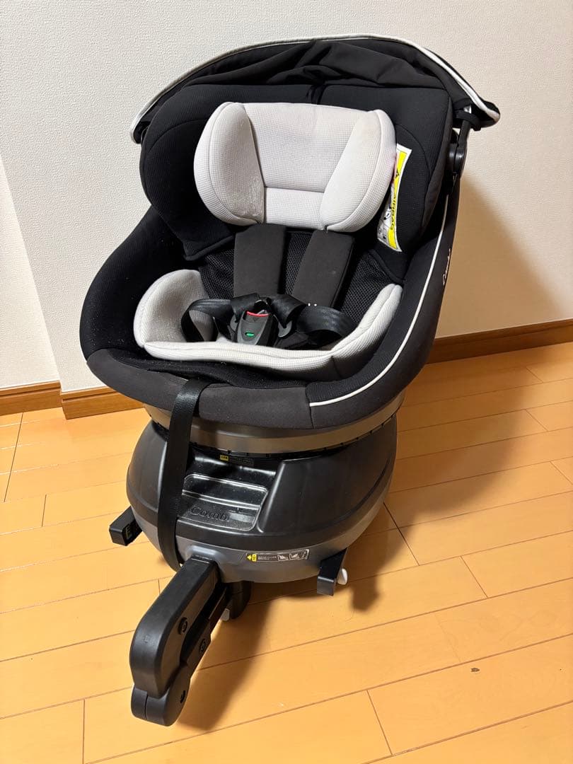 チャイルドシート combi ISOFIX シリーズ