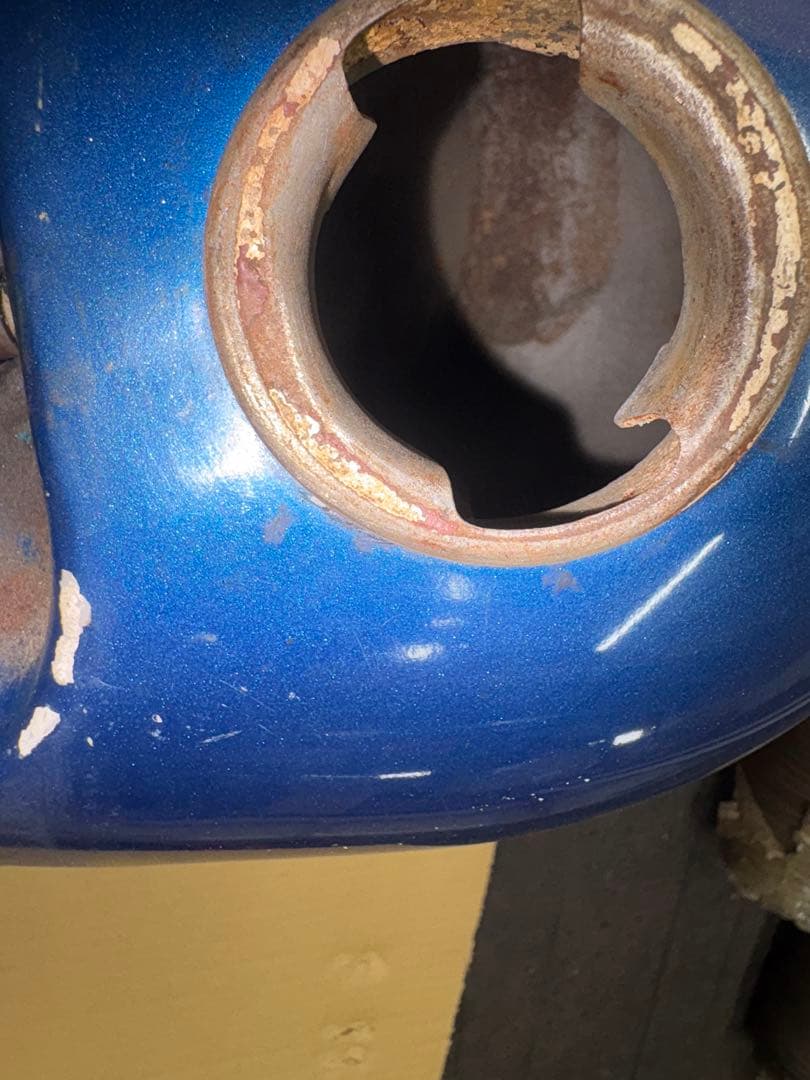 ハーレーアーリーショベル用外装セット破損あり