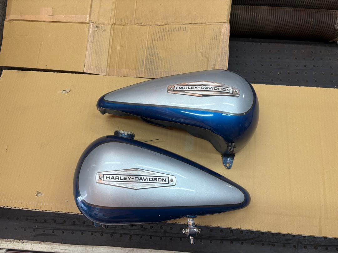 ハーレーアーリーショベル用外装セット破損あり