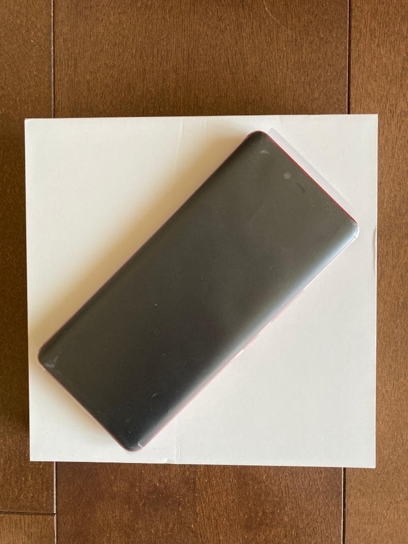 特価！美品　Rakuten Hand 5G P780 楽天