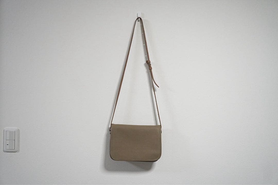 SLOW スロウ / shrinkシュリンクレザーショルダーバッグ