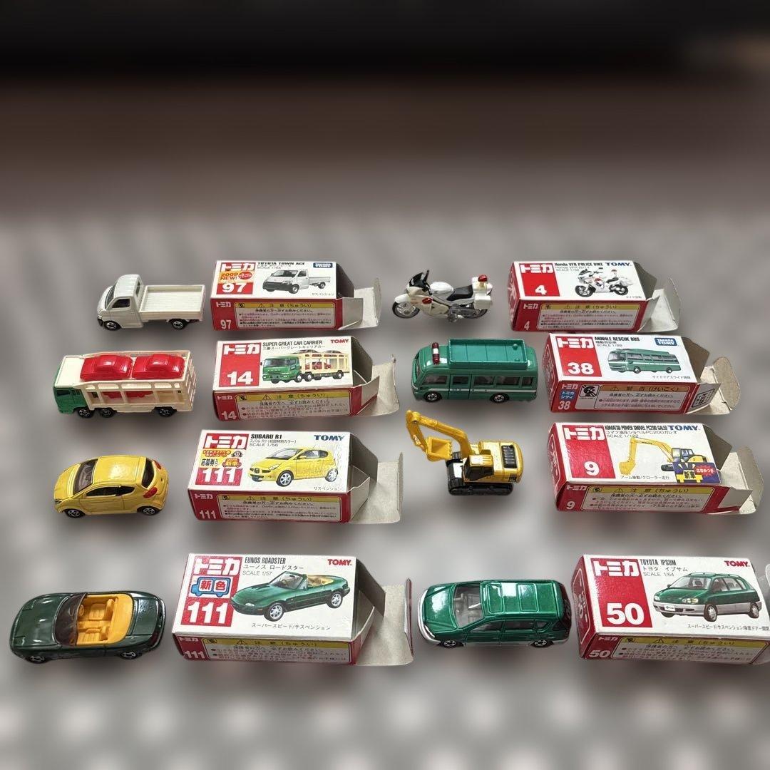 日本製トミカ4個AEONトミカ6個含む24台セット