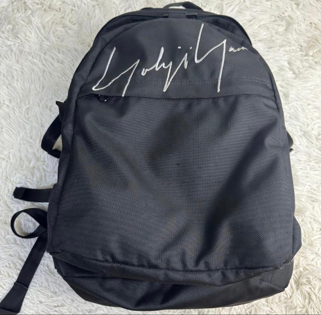 Yohji Yamamoto × NEW ERA 刺繍リュック