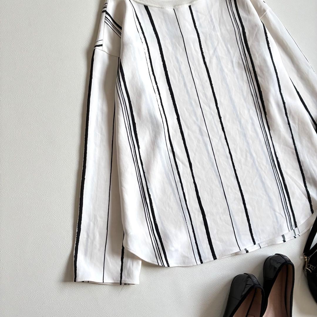 ◆美品◆ギャルリーヴィー◆ドローイングラインプリントプルオーバーシャツ◆F