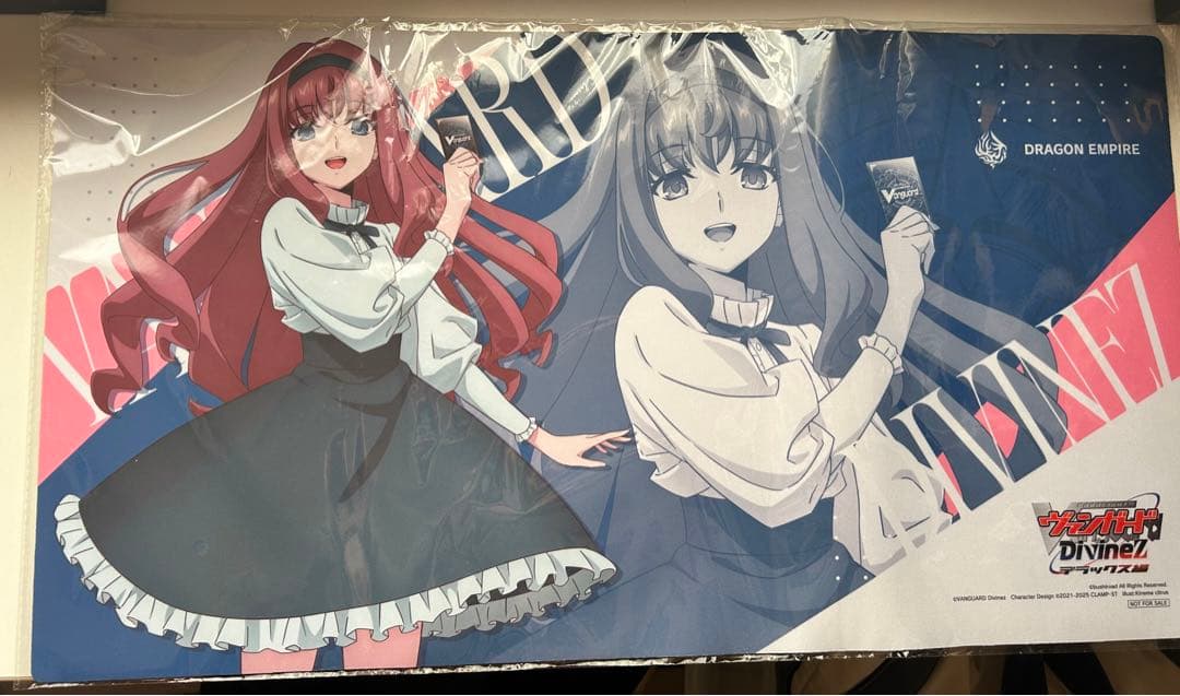 ヴァンガード　プレイマット　御薬袋ミレイ