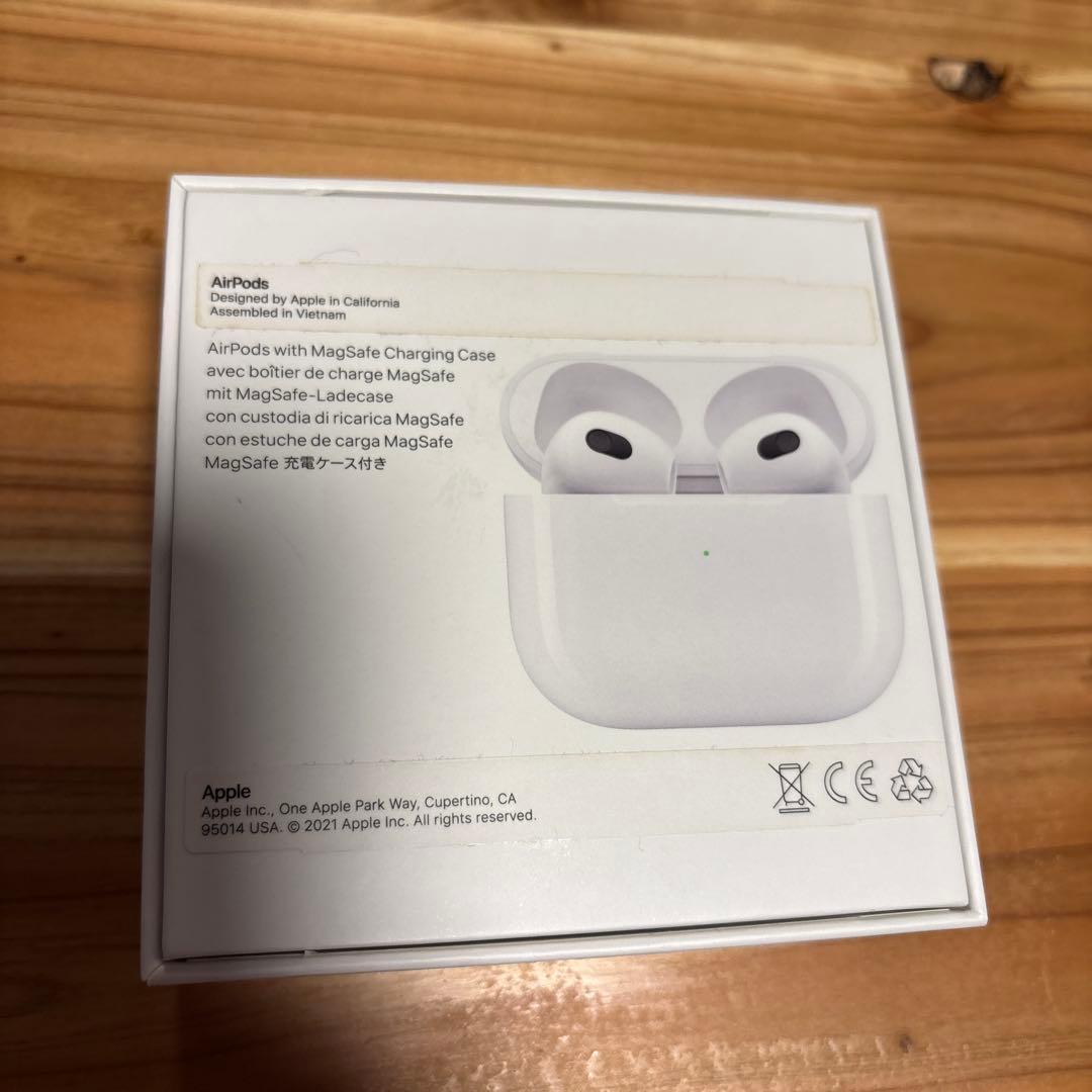 AirPods 第三世代