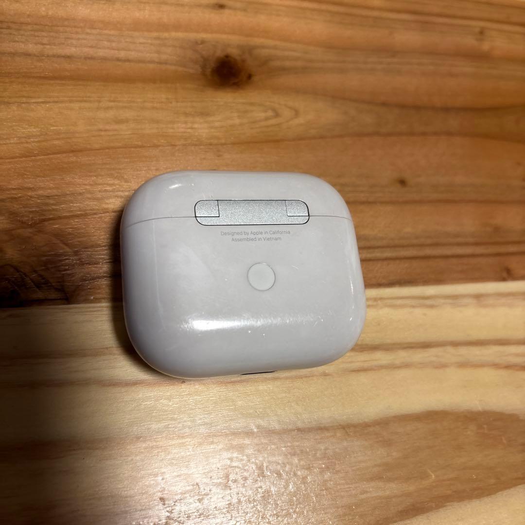 AirPods 第三世代