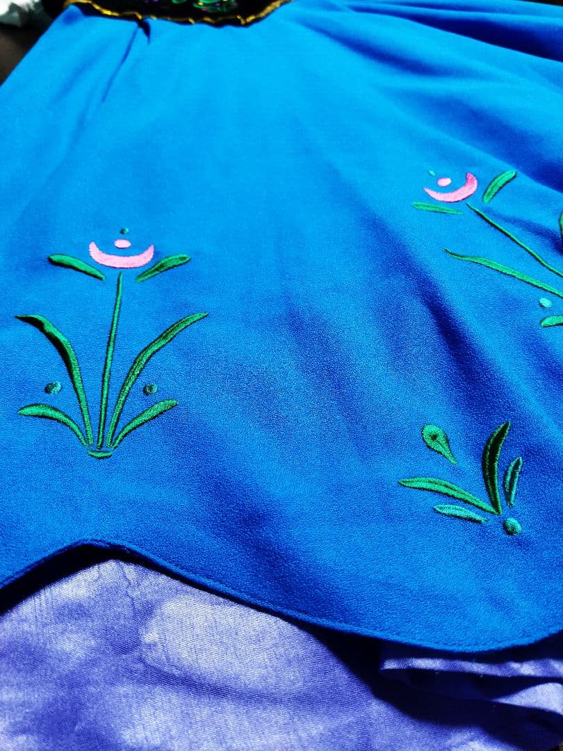 ディズニー　アナ　ビビディバビディブティック　ドレス