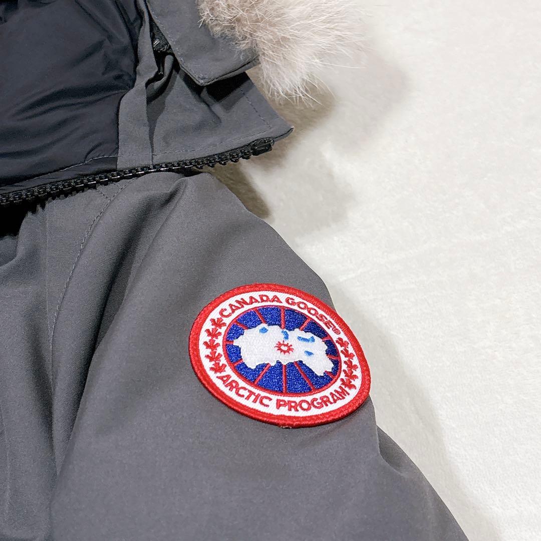 新品同様✨　カナダグース　ダウンジャケット　ファー　グレー　L メンズ