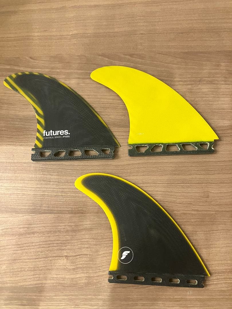 サーフボードフィン 3枚セット イエロー/ブラック パイゼル Lサイズ